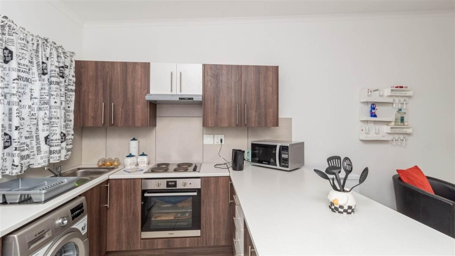 2 Bedroom Property for Sale in Bosonia Western Cape